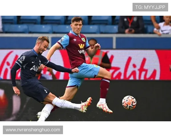 [国际足球]门前乱战 阿莱门前扫射梅开二度.